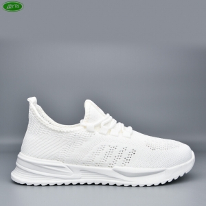 Кроссовки Bayota