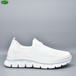 Кроссовки Bayota