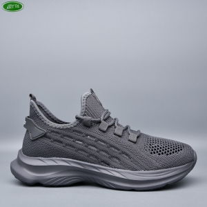 Кроссовки Bayota