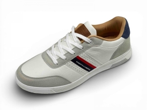 Кроссовки Badoxx