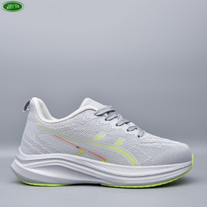 Кроссовки Bayota