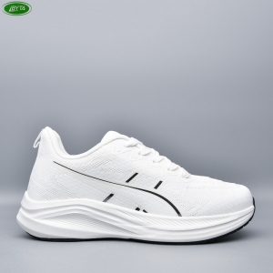 Кроссовки Bayota