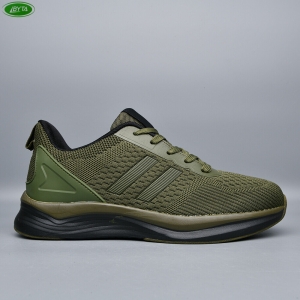 Кроссовки Bayota