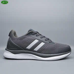 Кроссовки Bayota