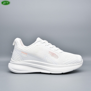 Кроссовки Bayota