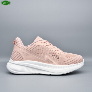 Кроссовки Bayota