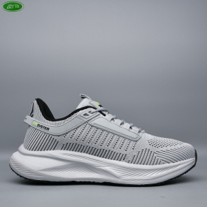 Кроссовки Bayota