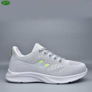 Кроссовки Bayota