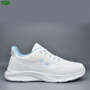 Кроссовки Bayota