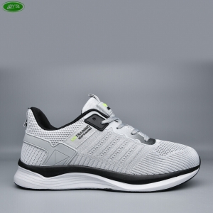 Кроссовки Bayota