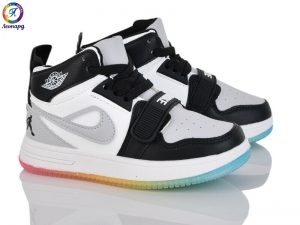 Кроссовки OIQV