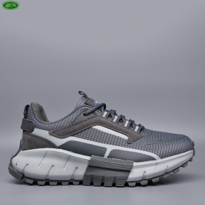 Кроссовки Bayota