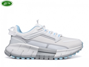 Кроссовки Bayota