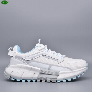 Кроссовки Bayota