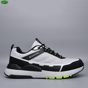 Кроссовки Bayota