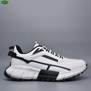 Кроссовки Bayota