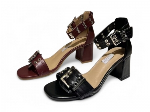 Босоножки Gold