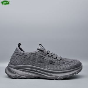 Кроссовки Bayota