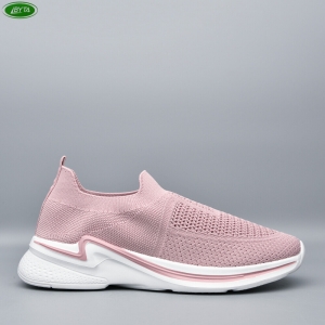 Кроссовки Bayota