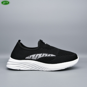 Кроссовки Bayota