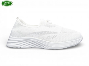 Кроссовки Bayota