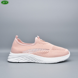 Кроссовки Bayota