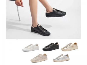 Кроссовки Golden