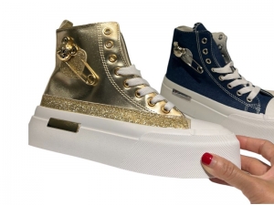 Кроссовки Gold