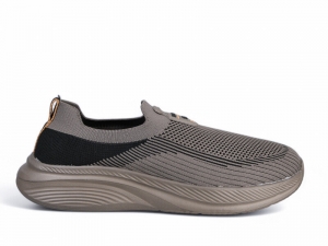 Кроссовки KMB