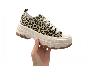 Кроссовки Gold