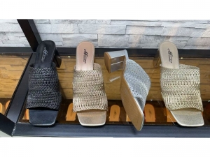 Шлепанцы Gold